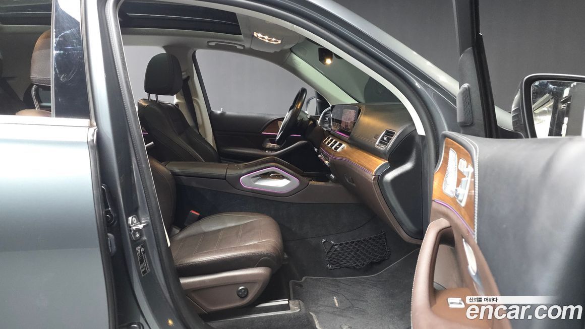 Mercedes-Benz GLE-Class 2021