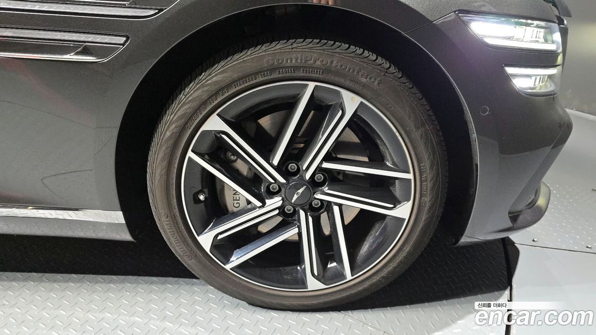 Genesis G80 2025