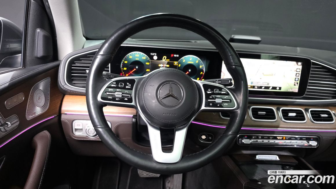 Mercedes-Benz GLE-Class 2021