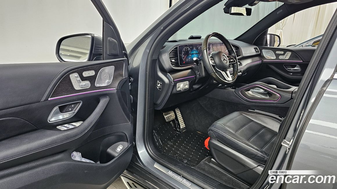 Mercedes-Benz GLS-Class 2021