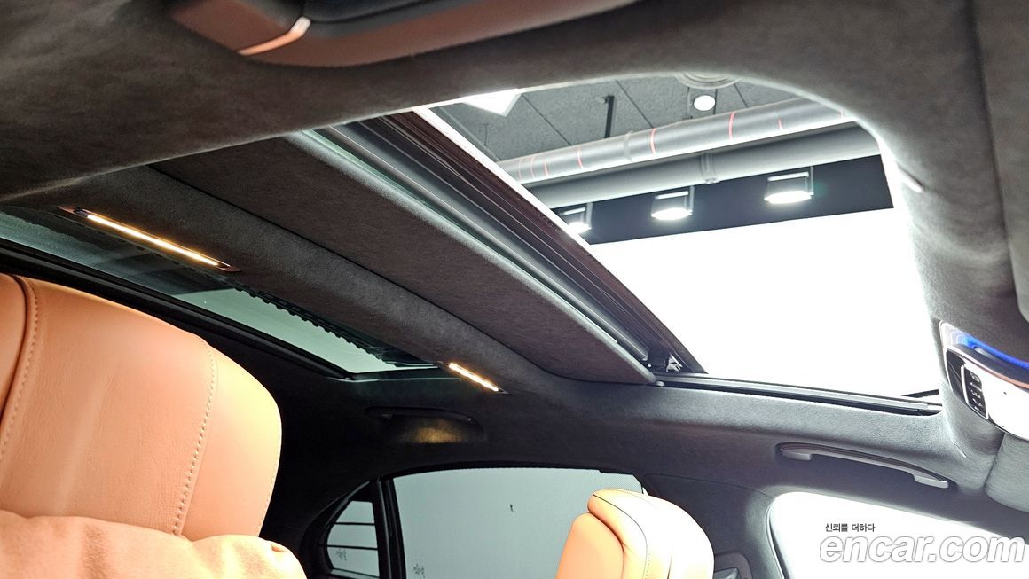 Mercedes-Benz S-Class 2021