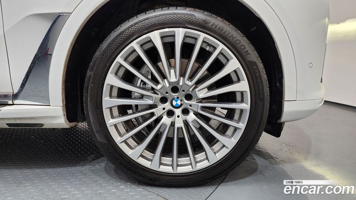 BMW X7 2022