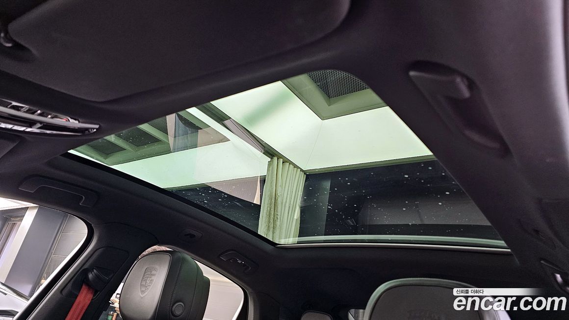 Porsche Cayenne 2021