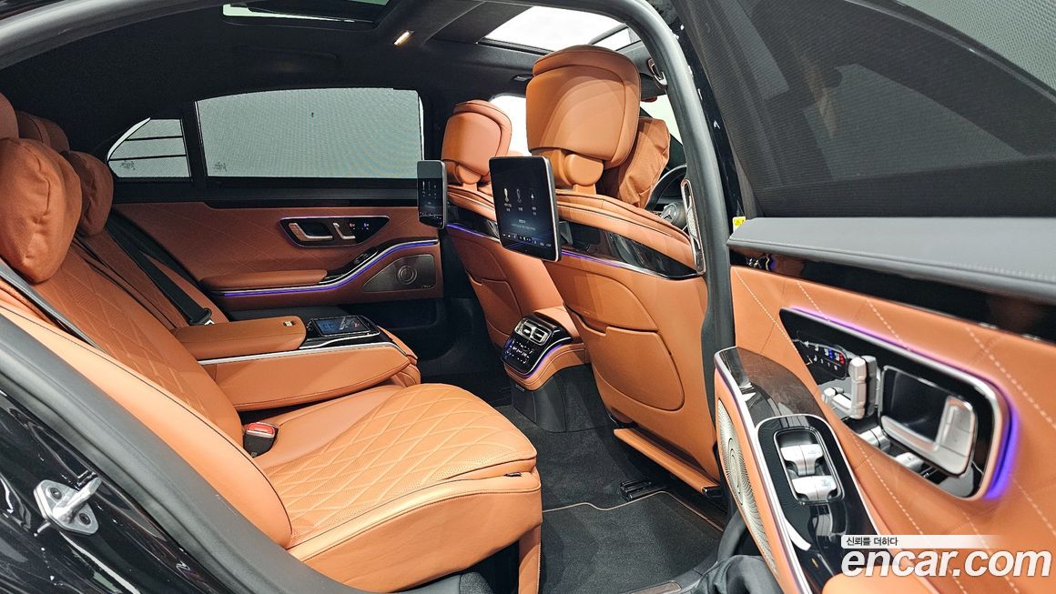 Mercedes-Benz S-Class 2021