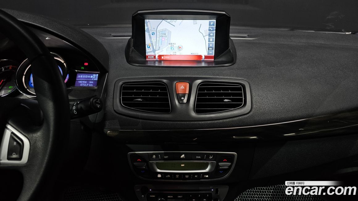 Renault-KoreaSamsung SM3 2014