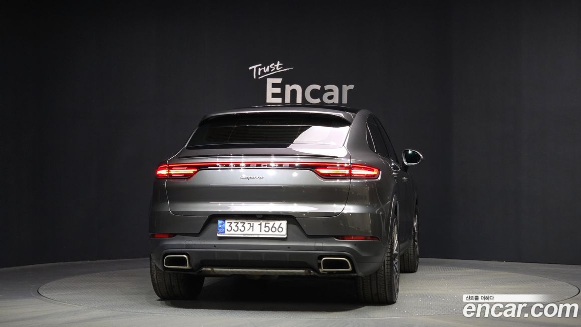 Porsche Cayenne 2021