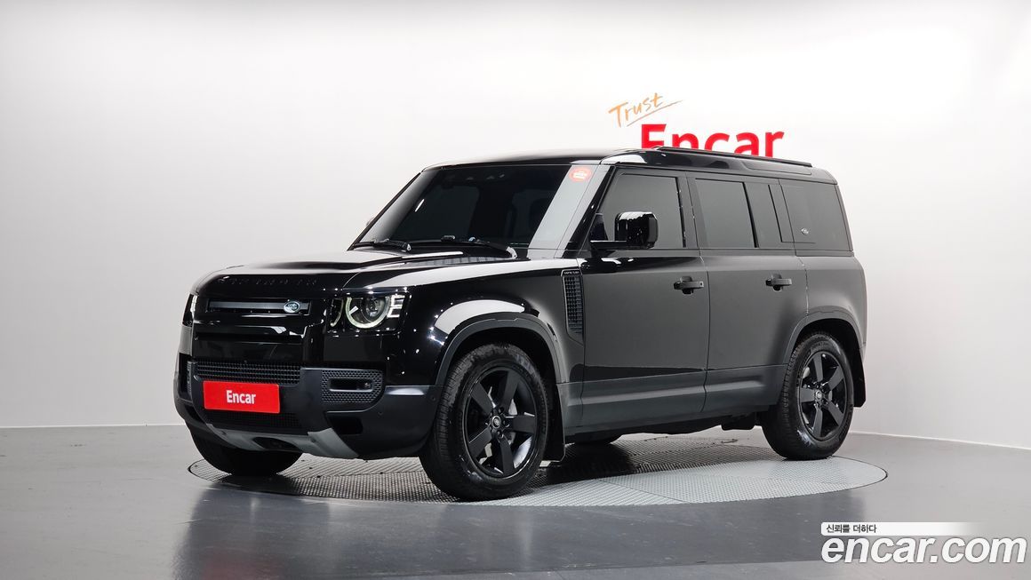 Land Rover Defender 2023