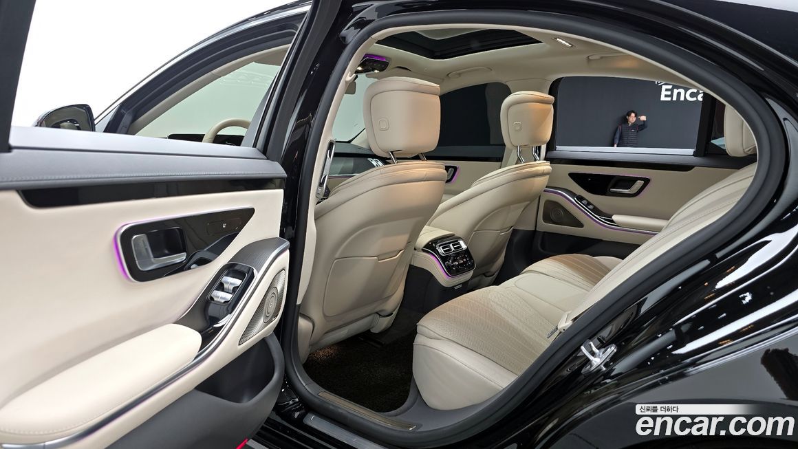 Mercedes-Benz S-Class 2022