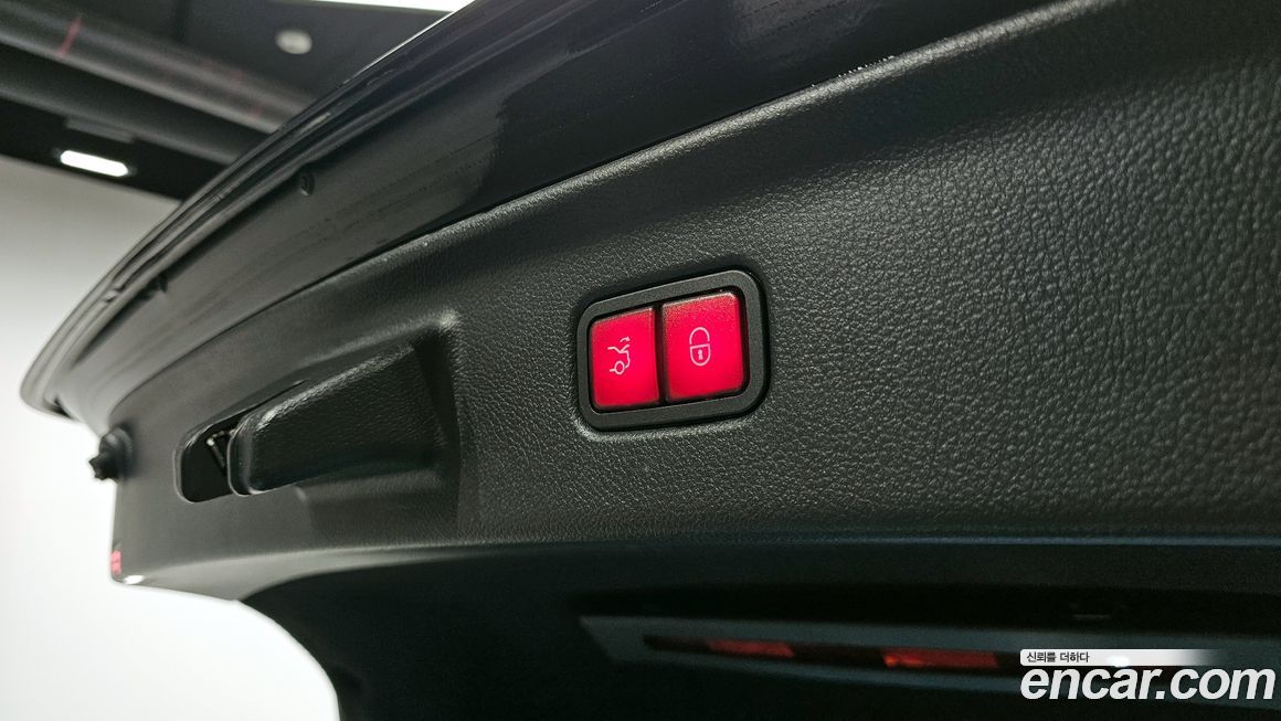 Mercedes-Benz S-Class 2021