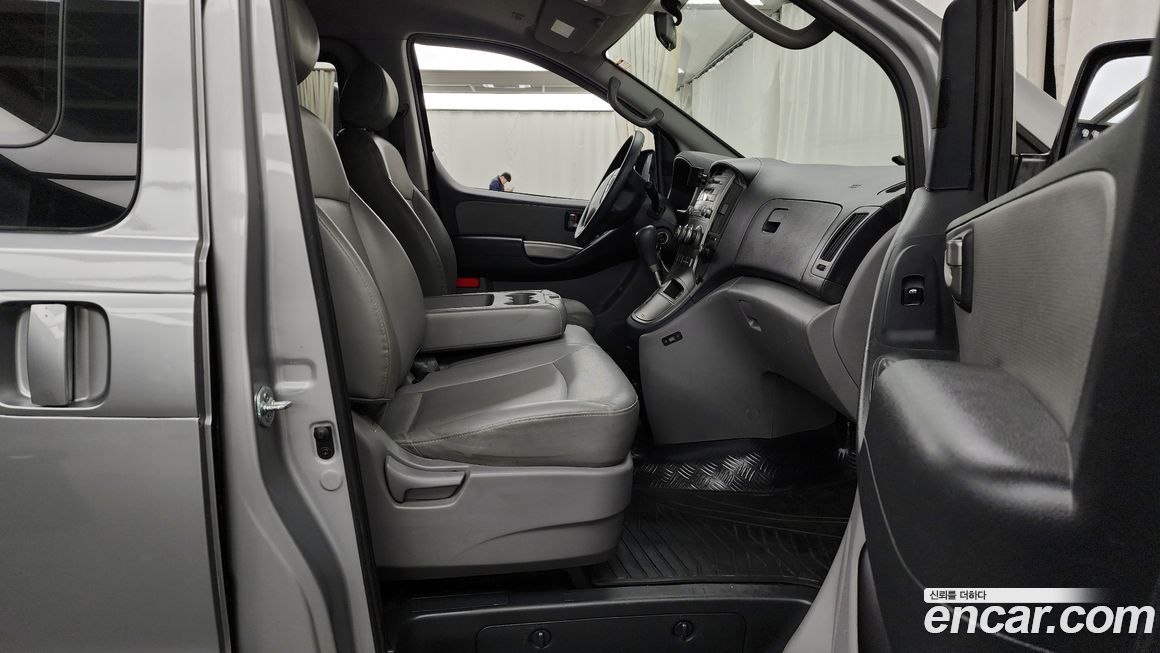 Hyundai Starex 2012