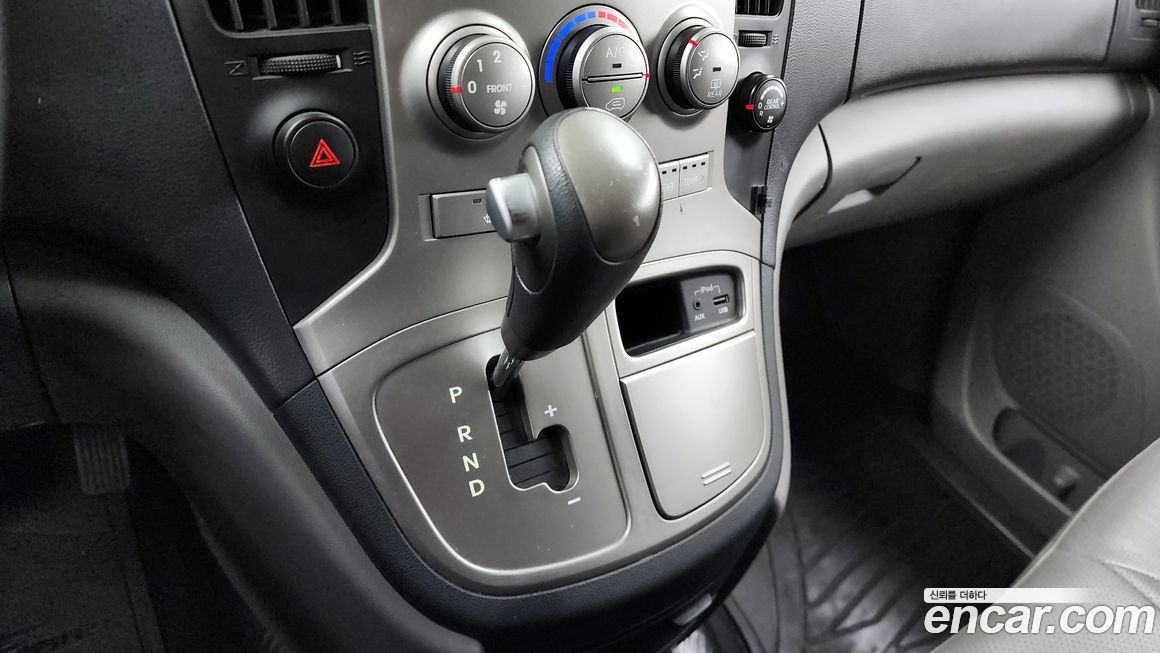 Hyundai Starex 2012