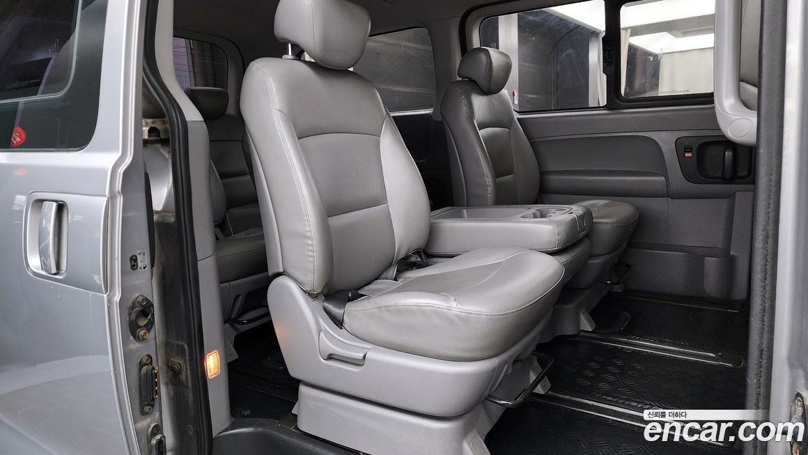 Hyundai Starex 2012