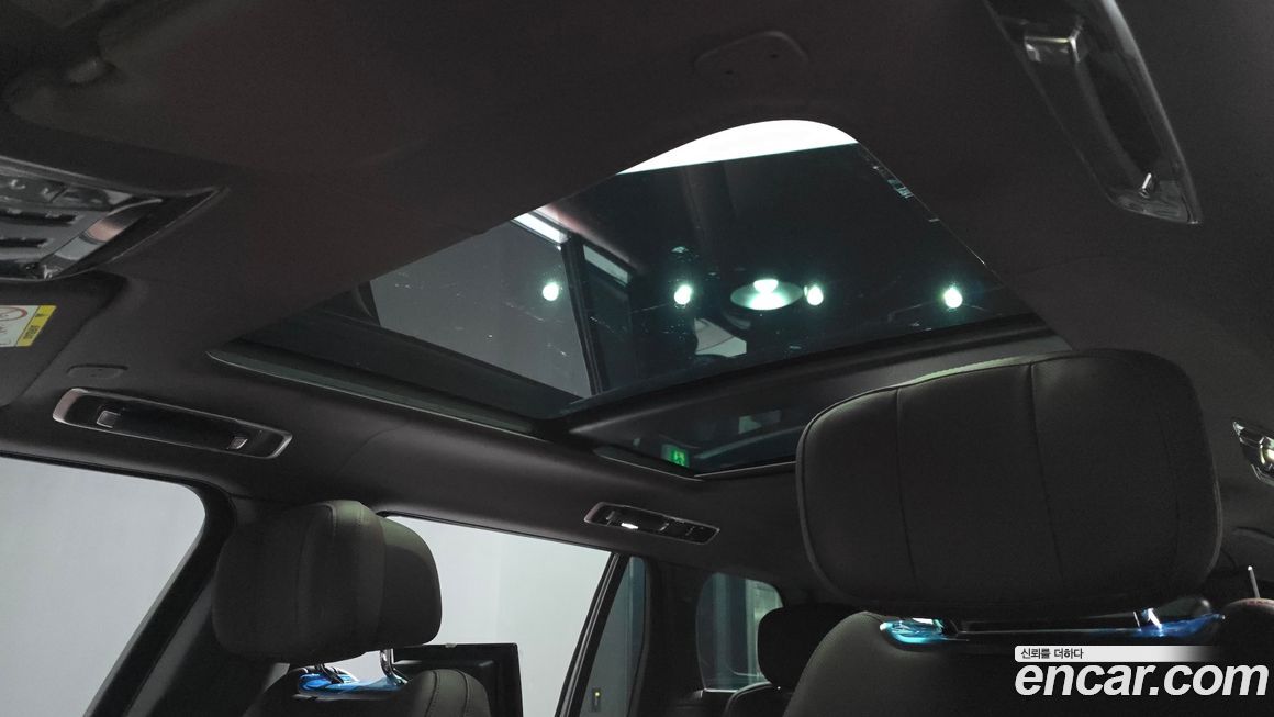 Land Rover Range Rover 2024