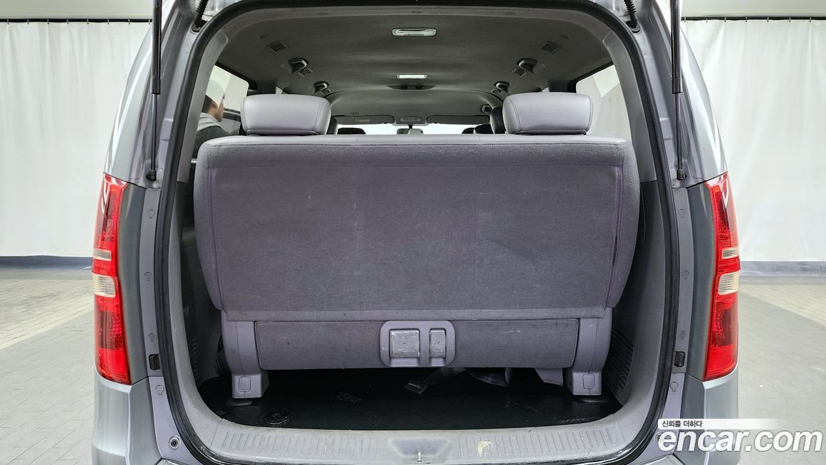Hyundai Starex 2012