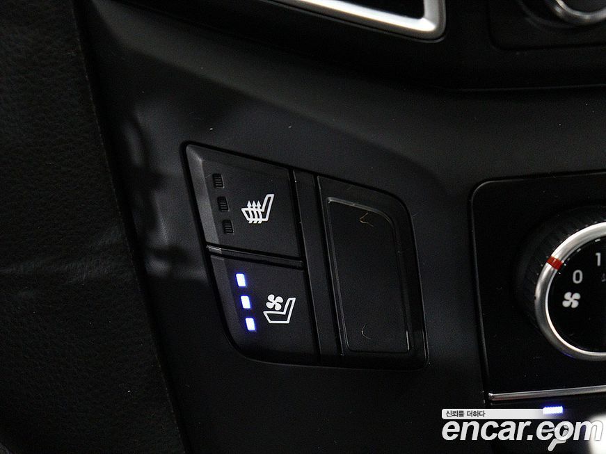 Hyundai Starex 2021