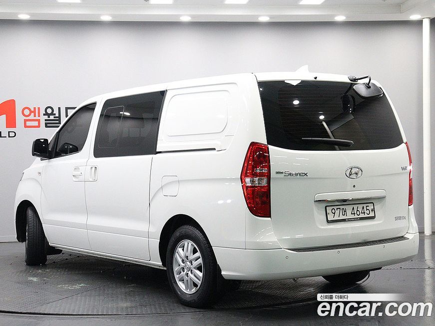 Hyundai Starex 2021