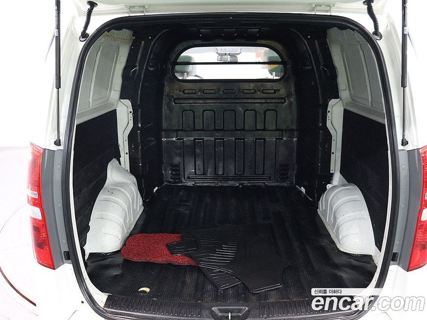 Hyundai Starex 2021