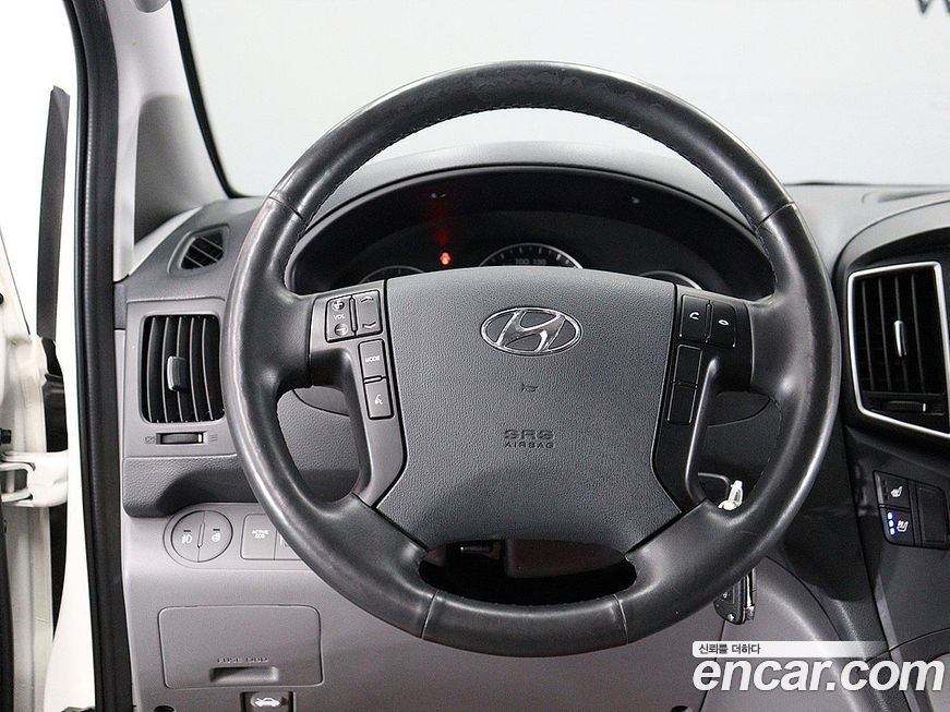 Hyundai Starex 2021