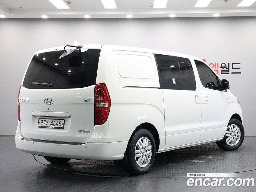 Hyundai Starex 2021
