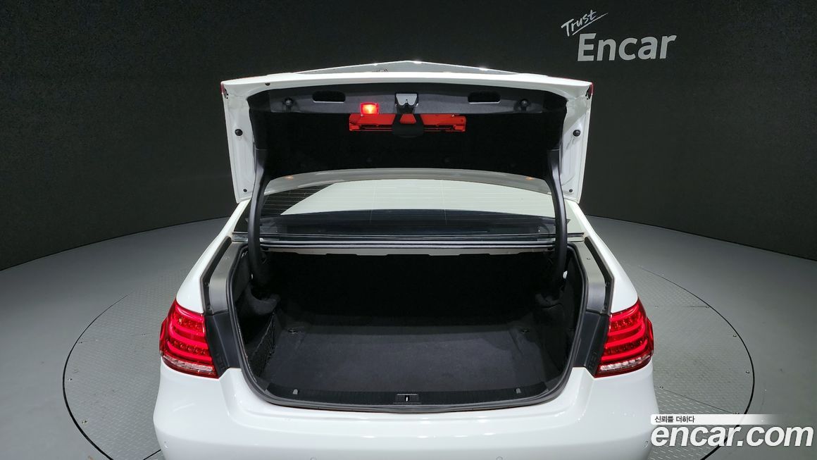 Mercedes-Benz E-Class 2014