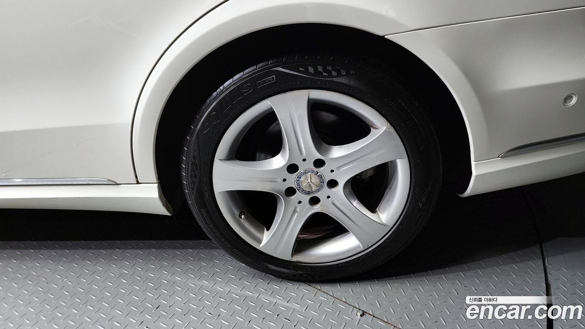 Mercedes-Benz E-Class 2014