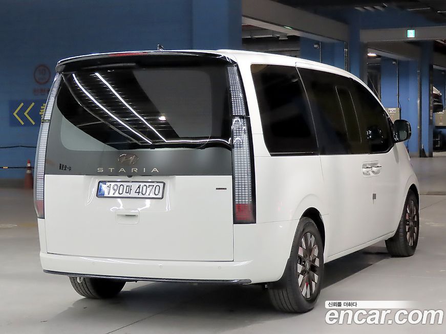 Hyundai Staria 2024