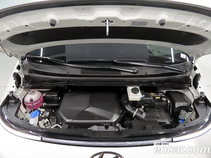 Hyundai Staria 2024