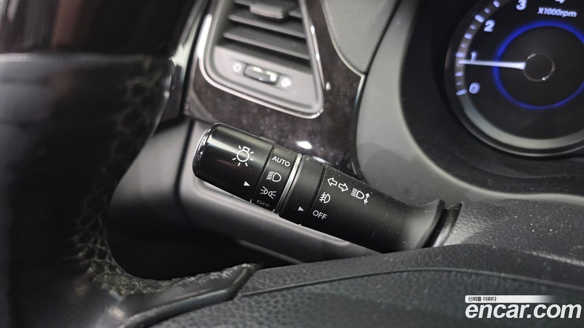 Hyundai Grandeur 2014