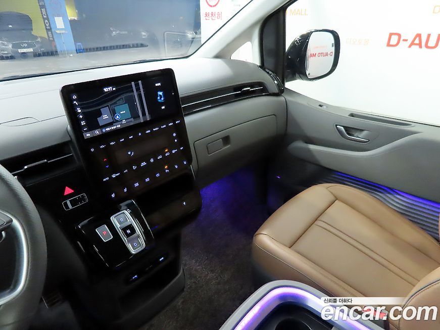 Hyundai Staria 2024
