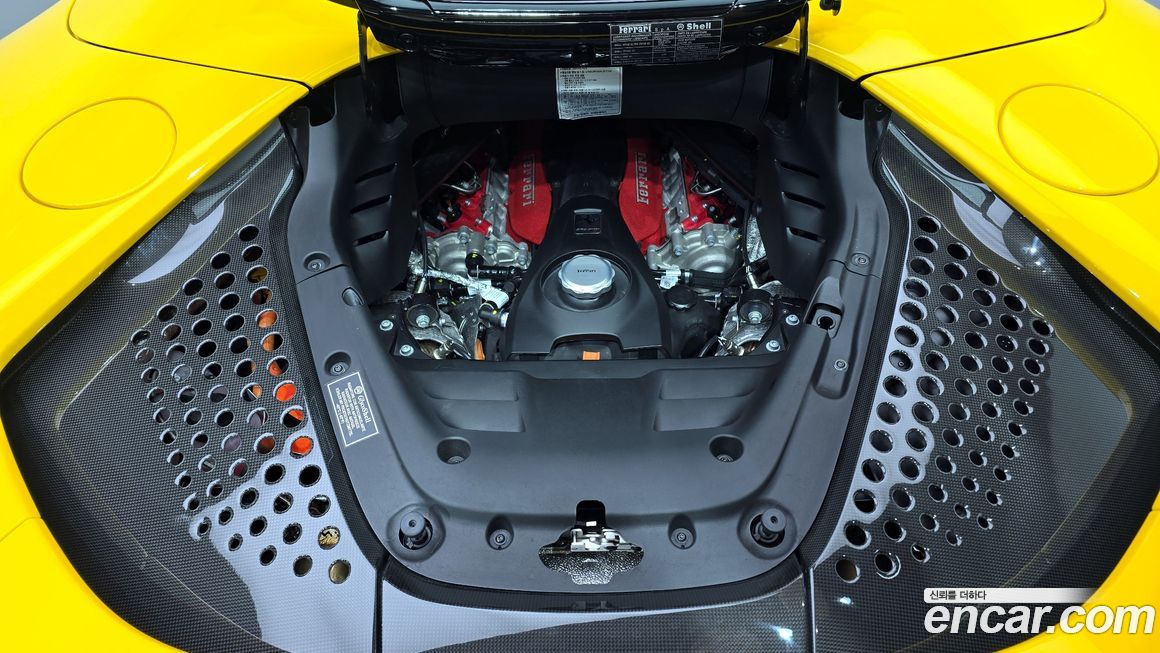 Ferrari SF90 2023