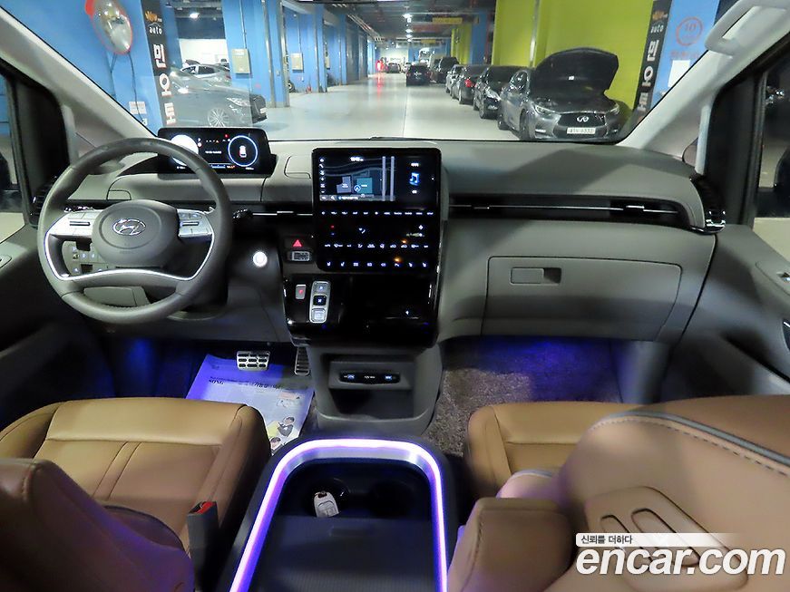 Hyundai Staria 2024