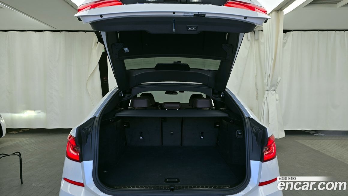 BMW Gran Turismo 2023