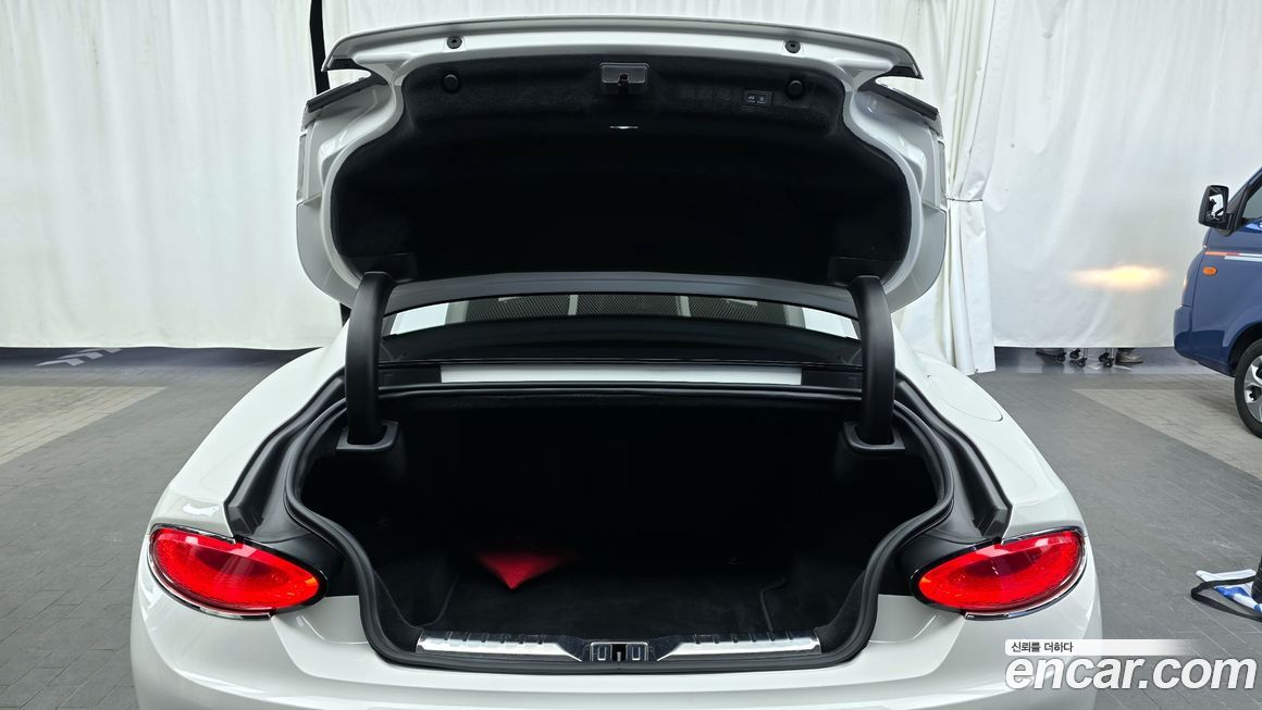 Bentley Continental 2022