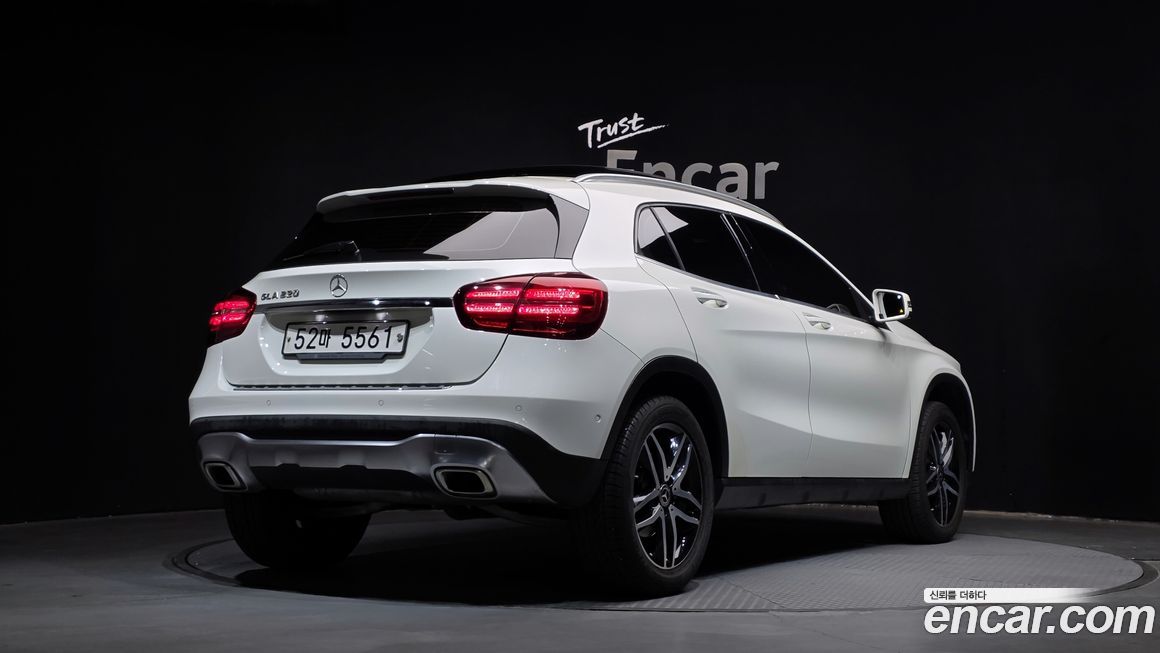 Mercedes-Benz GLA-Class 2018