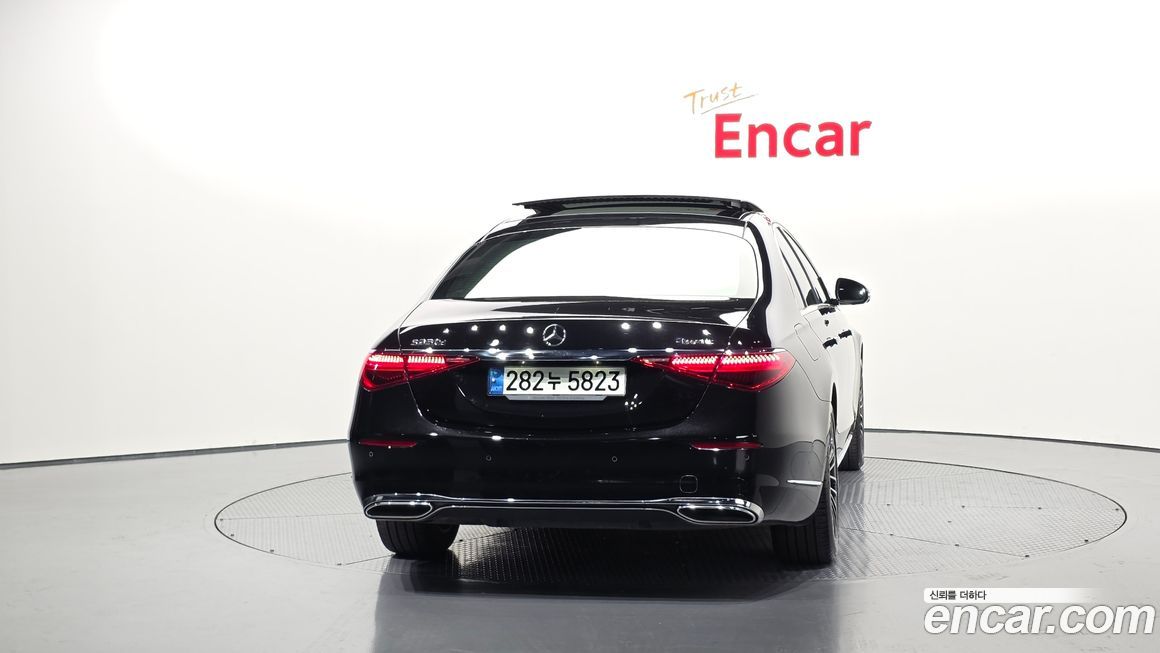 Mercedes-Benz S-Class 2022