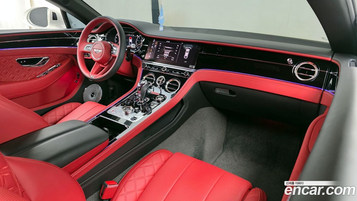 Bentley Continental 2022