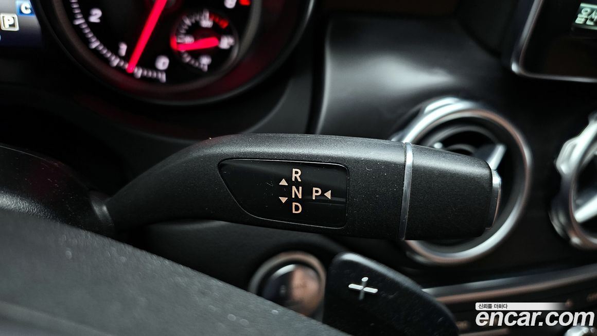 Mercedes-Benz GLA-Class 2018