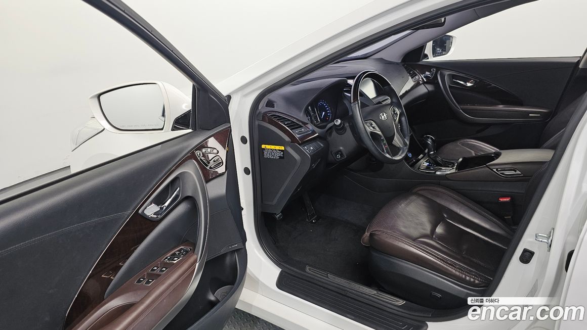 Hyundai Grandeur 2014