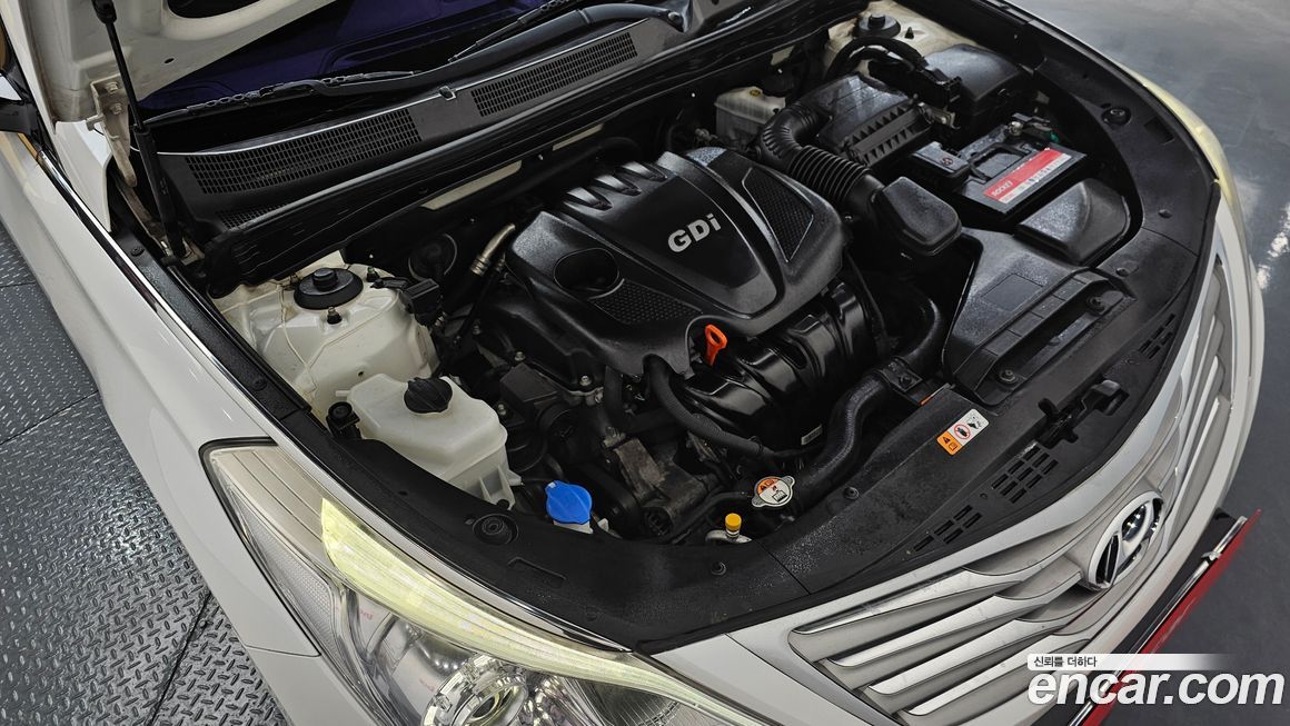 Hyundai Grandeur 2012