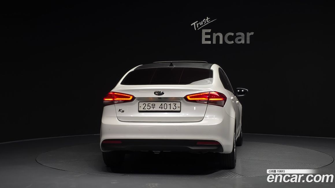 Kia K3 2016