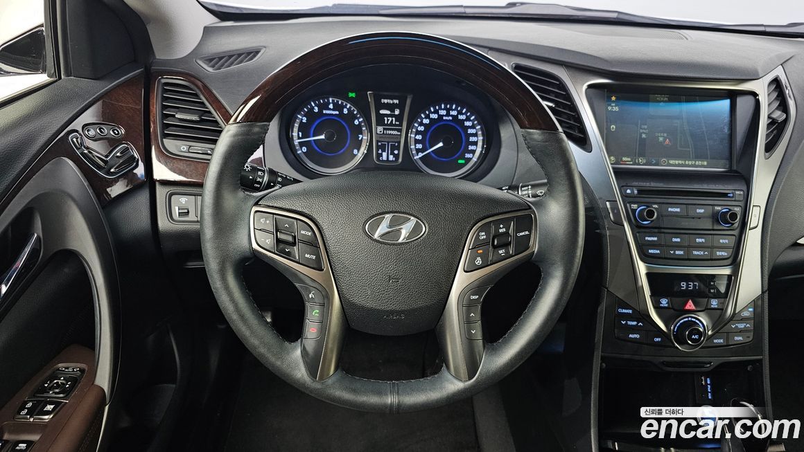 Hyundai Grandeur 2014