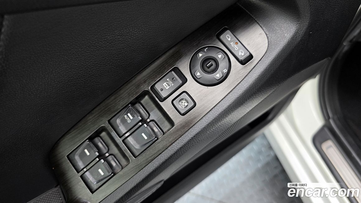 Kia K7 2012