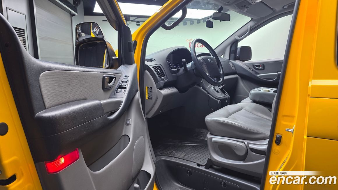 Hyundai Starex 2018