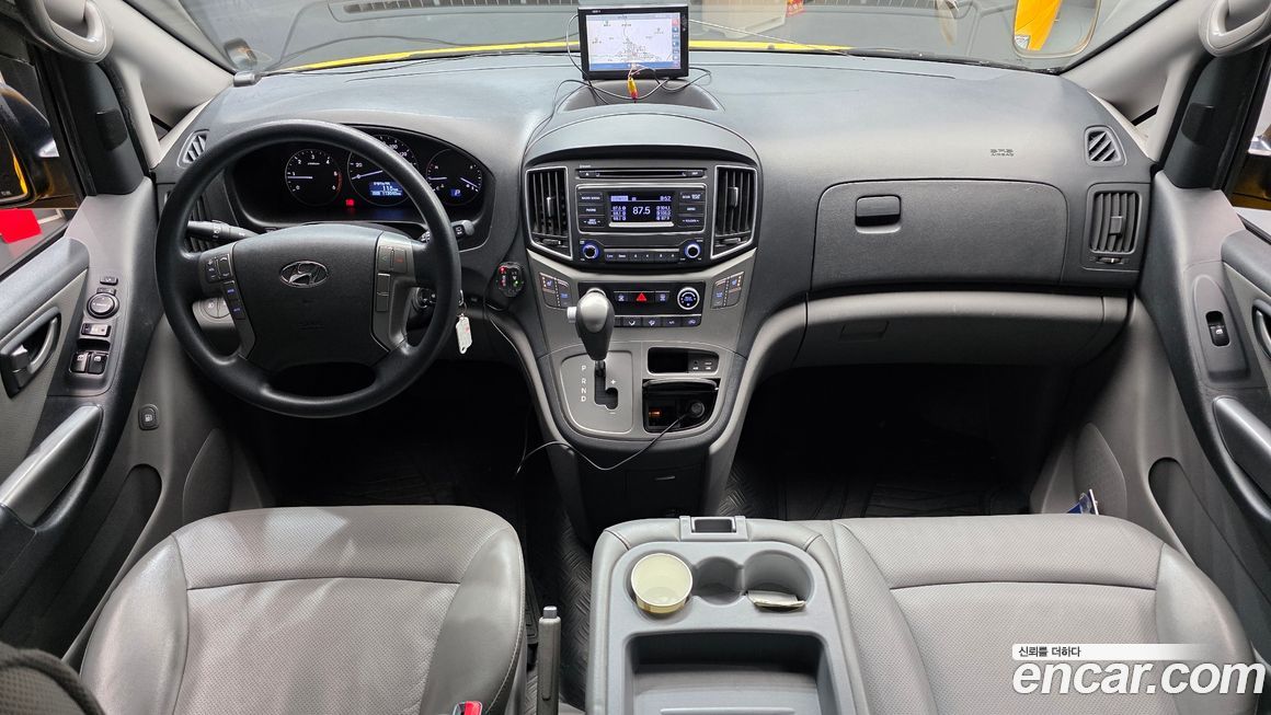 Hyundai Starex 2018