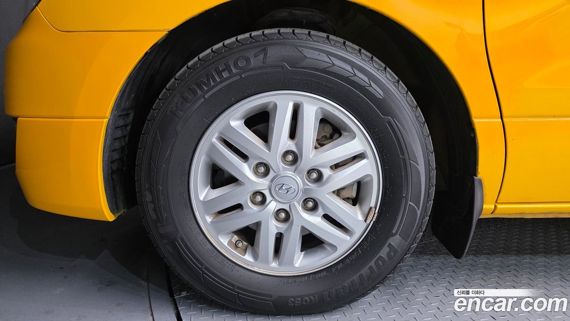 Hyundai Starex 2018
