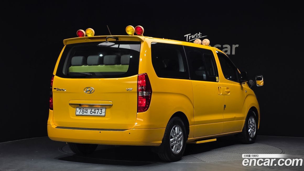 Hyundai Starex 2018