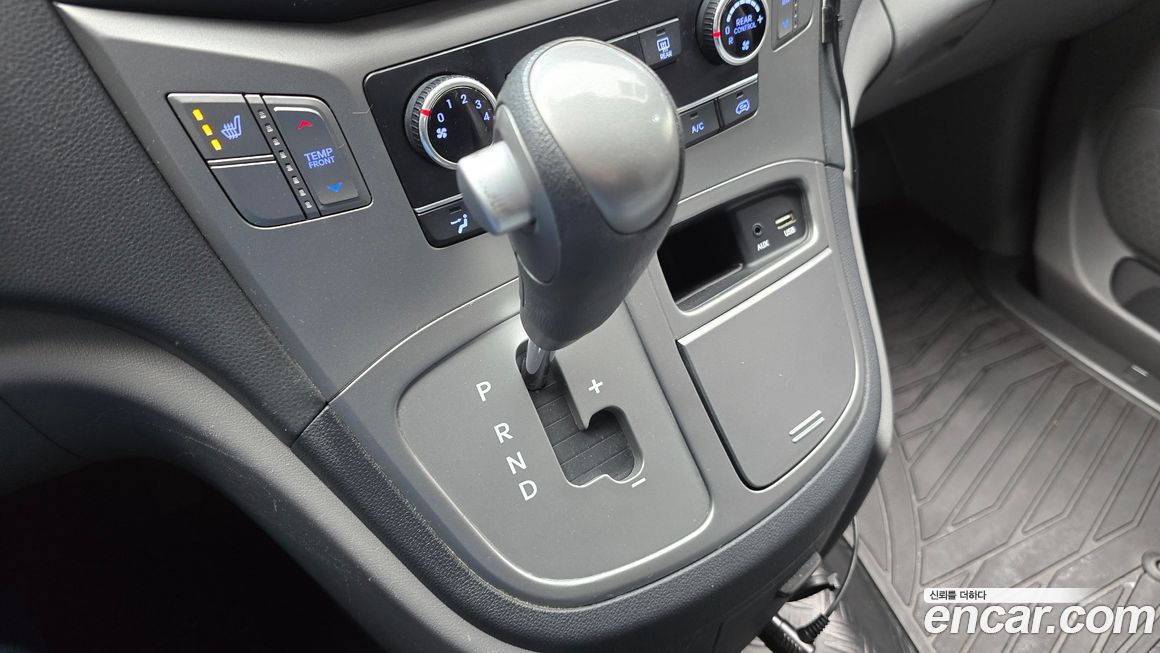 Hyundai Starex 2017