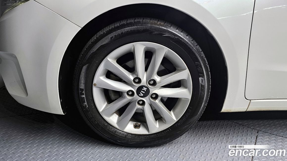 Kia K3 2017