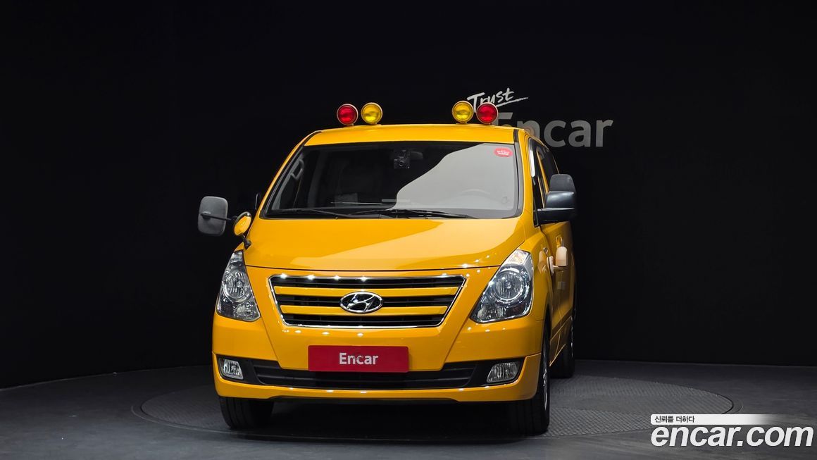 Hyundai Starex 2018