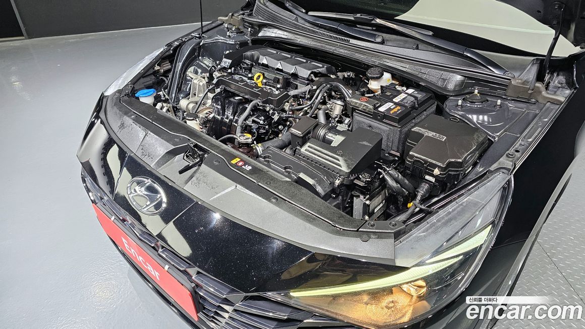 Hyundai AVANTE 2021